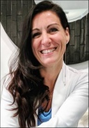 Dubé, Caroline