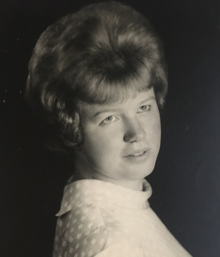 Patricia Dallas, Née Séguin