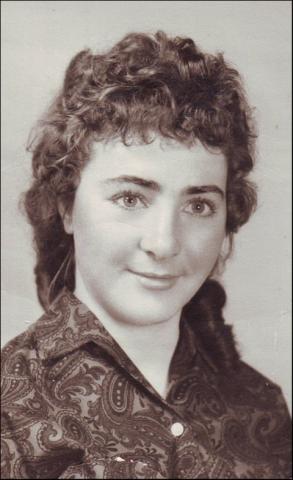 Louise Séguin, Née Dumouchel