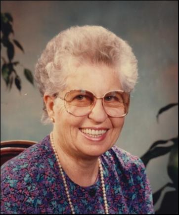 Laurette Traversy, née Lapointe