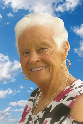 Monique Gravelle (Dupéré)