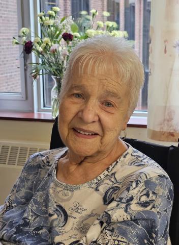 Hélène Savard (née Michaud)