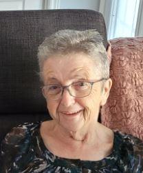 Jeannette Lafontaine (née Quesnel)