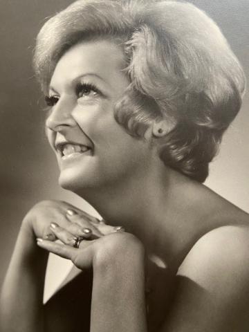 Lorraine Mercier (née Racine)