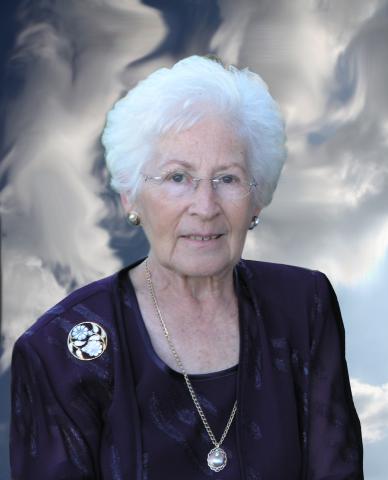 Dolorès Vallières, Née Robinson