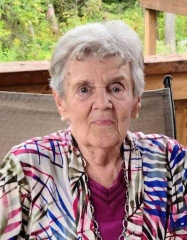 Suzanne Cameron Née Lahaie