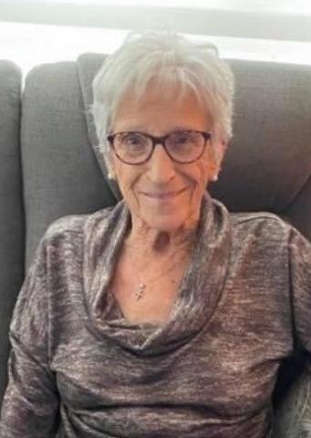 Giliane Duval (née Chouinard)