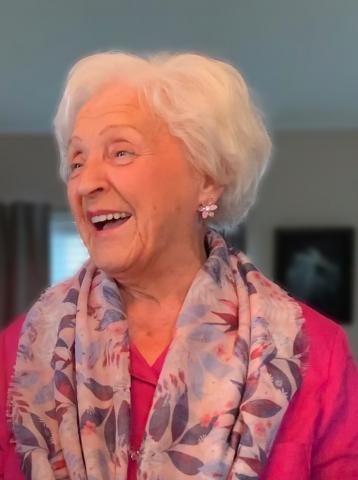 Yvette Yvette Richard, Née Devost