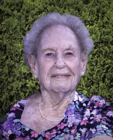 Carmen Déziel (née Dessureault)