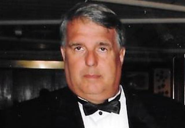 Claude Ménard