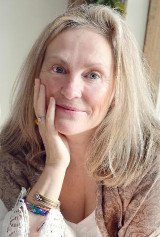 JoAnne DeGrâce (Shaamal)