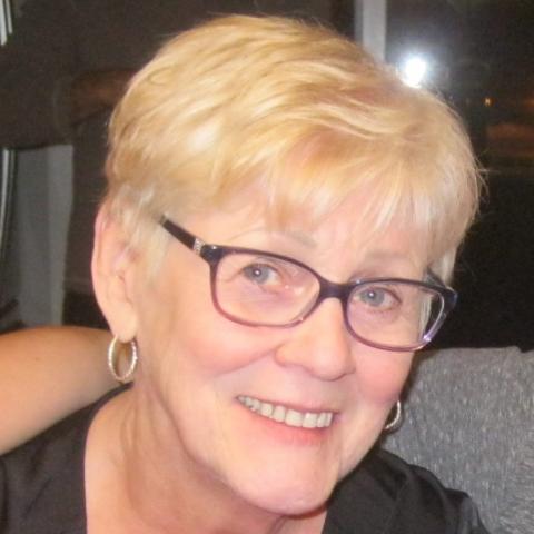 Lorraine Paquette