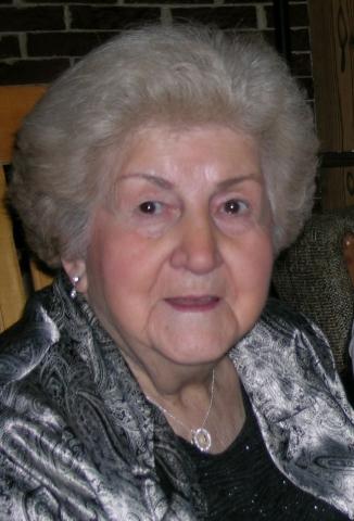 Yvonne Sabourin, Née Bisaillon