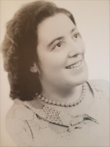 Maria Fernanda De Melo Costa